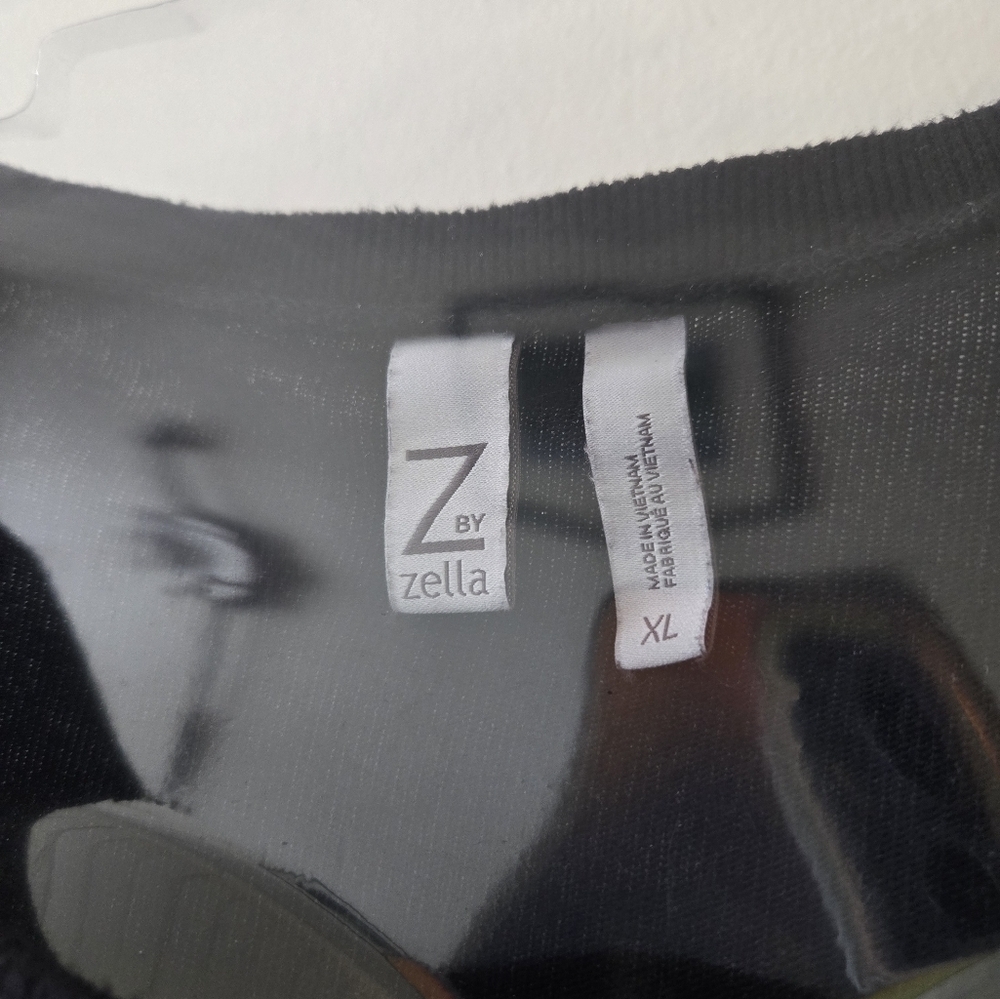 3/$20 Zella Women's Black Long Sleeve Top - Picture 2 of 4